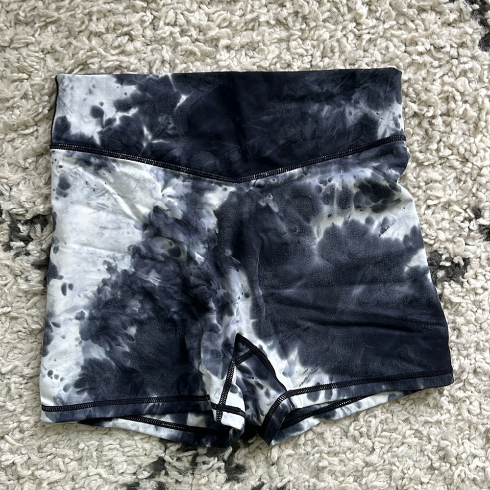 Women’s Balance (Vitality) workout leggings shorts!